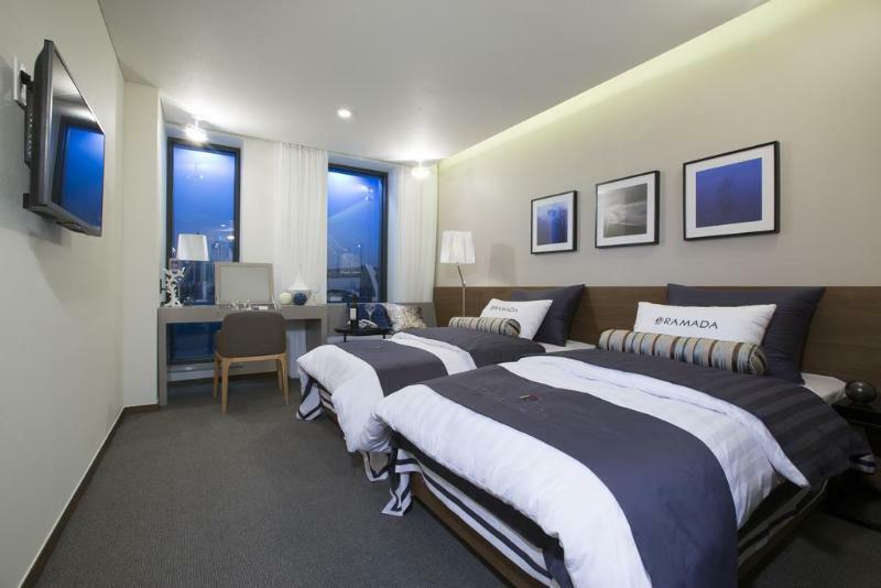 Ramada Encore By Wyndham Busan Haeundae Esterno foto
